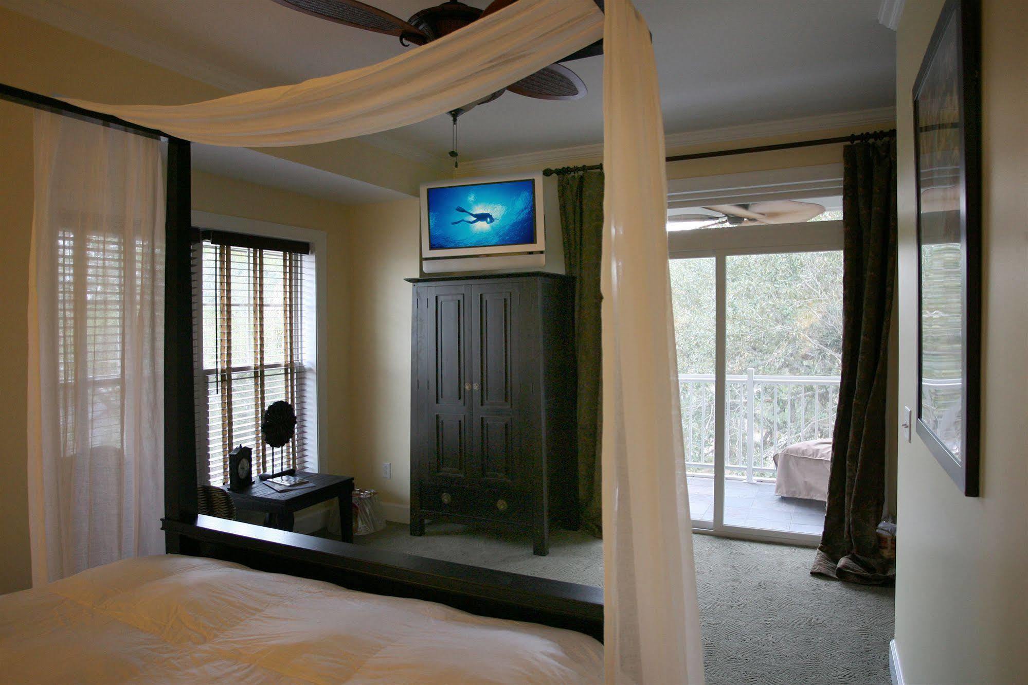 Water'S Edge Inn - Adults Only Folly Beach Exterior foto